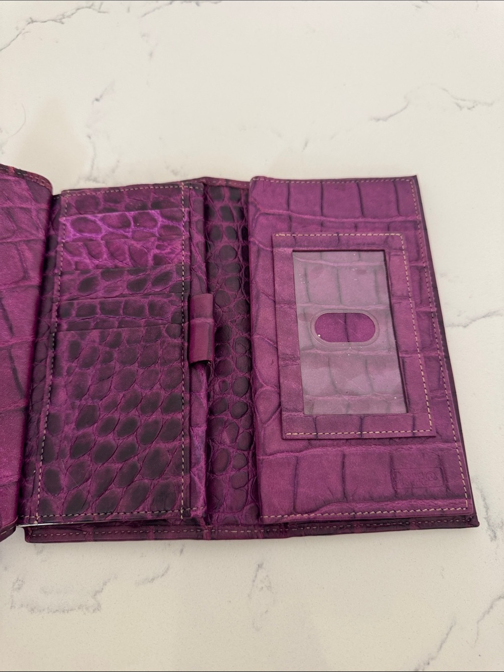 Vintage Dooney & Bourke Plum Croc-Embossed Wallet - Picture 9 of 10